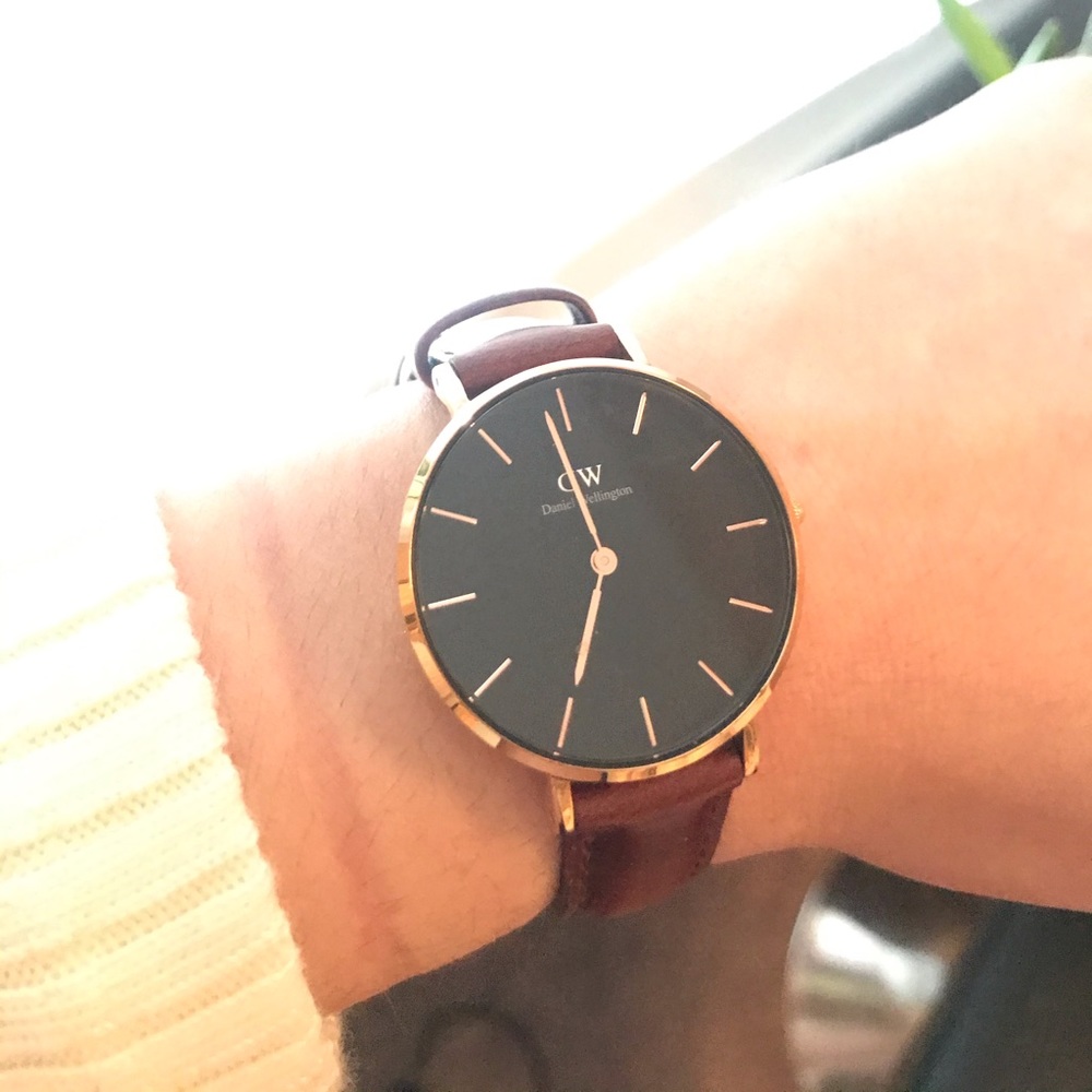 DANIEL WELLINGTON WATCH - Picture 3 of 4